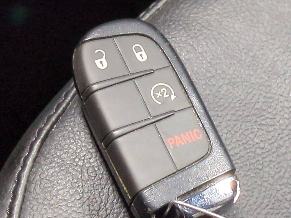 Thumbnail: 2023 Jeep Compass - 19