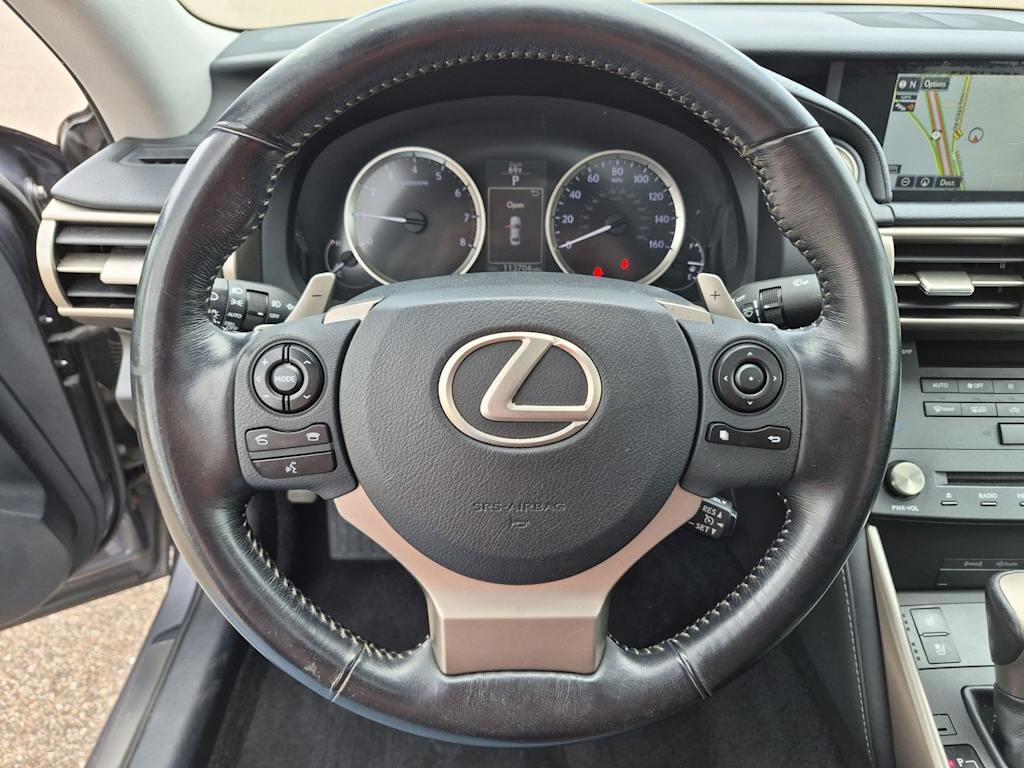 Thumbnail: 2015 Lexus IS - 13