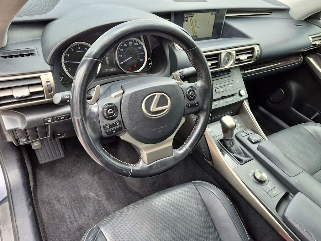 Thumbnail: 2015 Lexus IS - 2