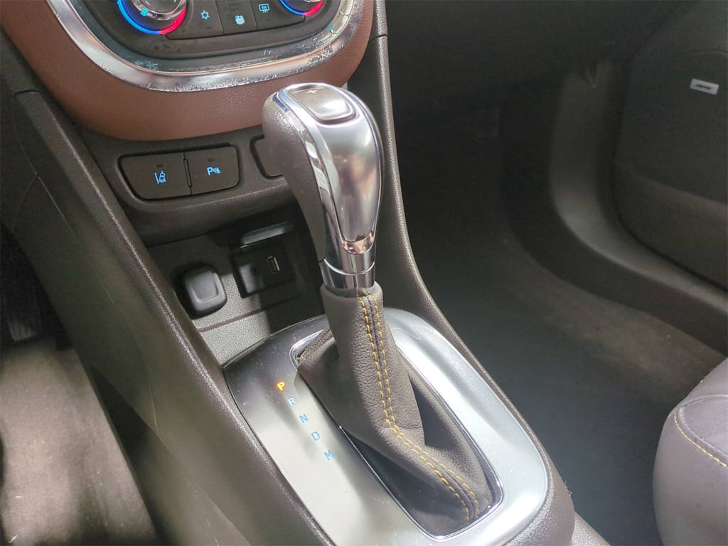 Thumbnail: 2016 Buick Encore - 16