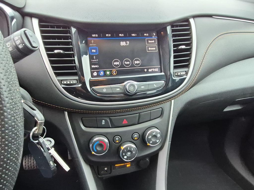 Thumbnail: 2020 Chevrolet Trax - 14
