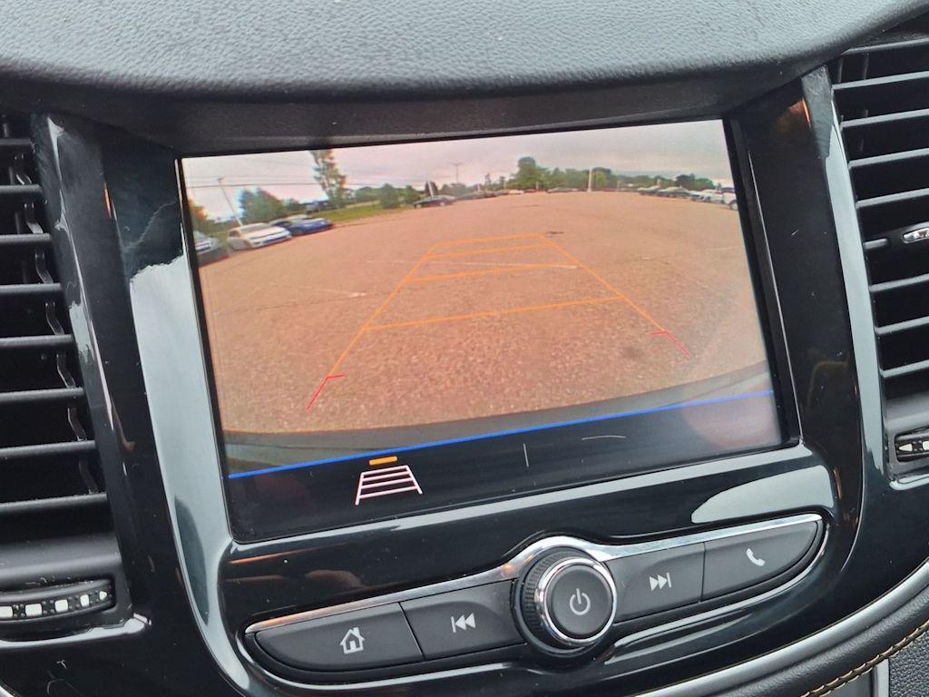 Thumbnail: 2020 Chevrolet Trax - 31