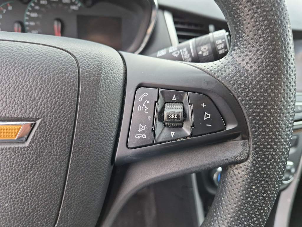 Thumbnail: 2020 Chevrolet Trax - 28