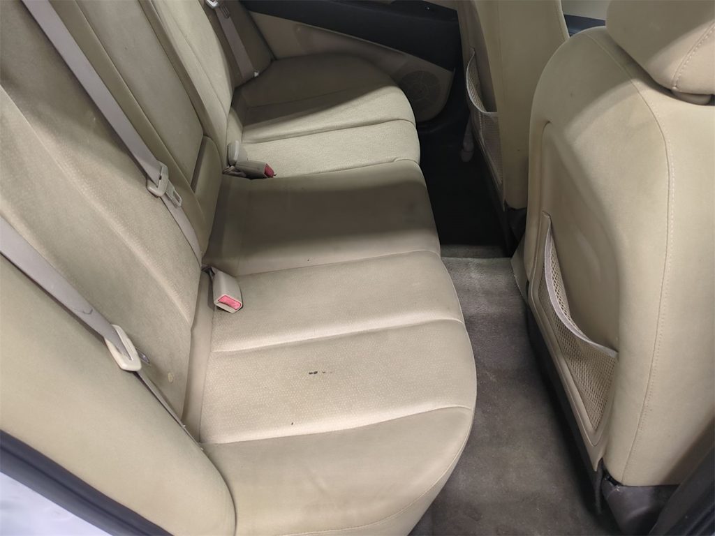 Thumbnail: 2010 Hyundai Elantra - 28
