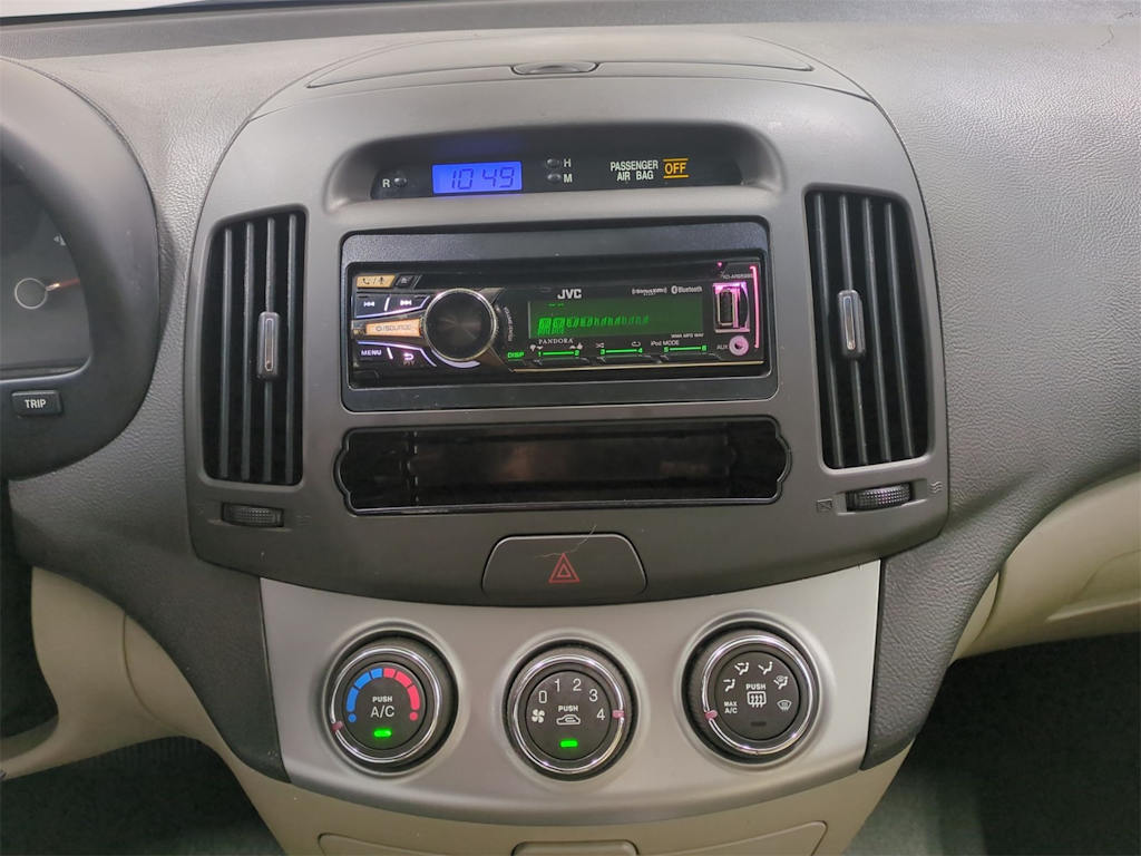 Thumbnail: 2010 Hyundai Elantra - 15