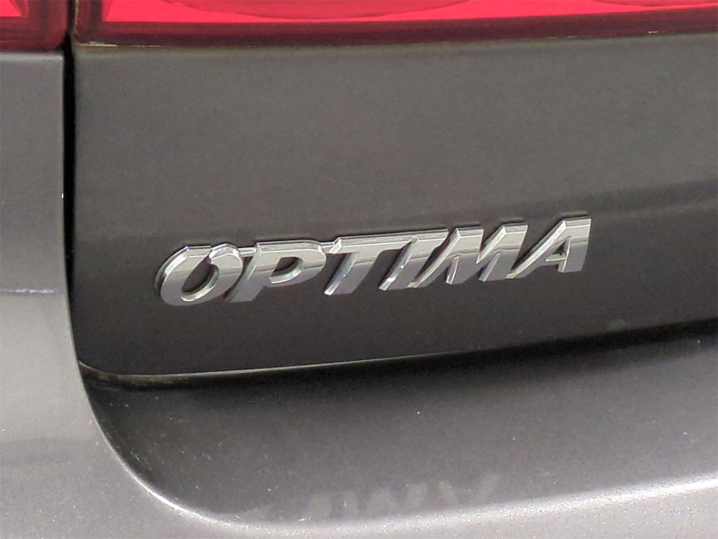 Thumbnail: 2008 Kia Optima - 22