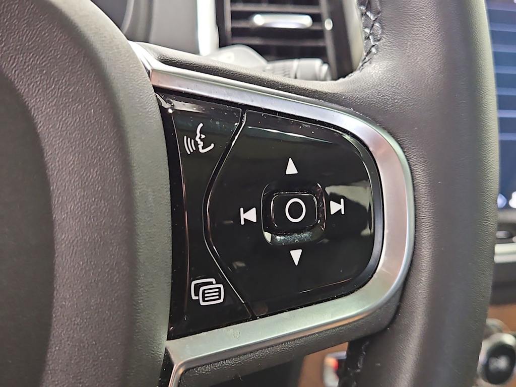 Thumbnail: 2023 Volvo XC90 - 30