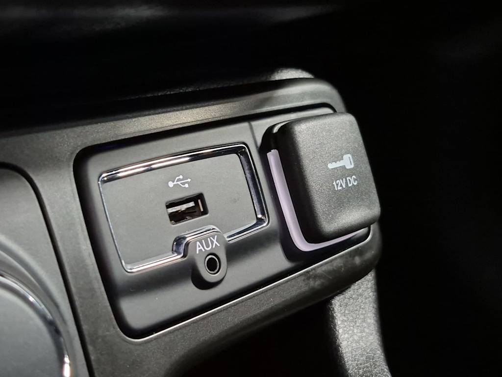 Thumbnail: 2023 Jeep Renegade - 15