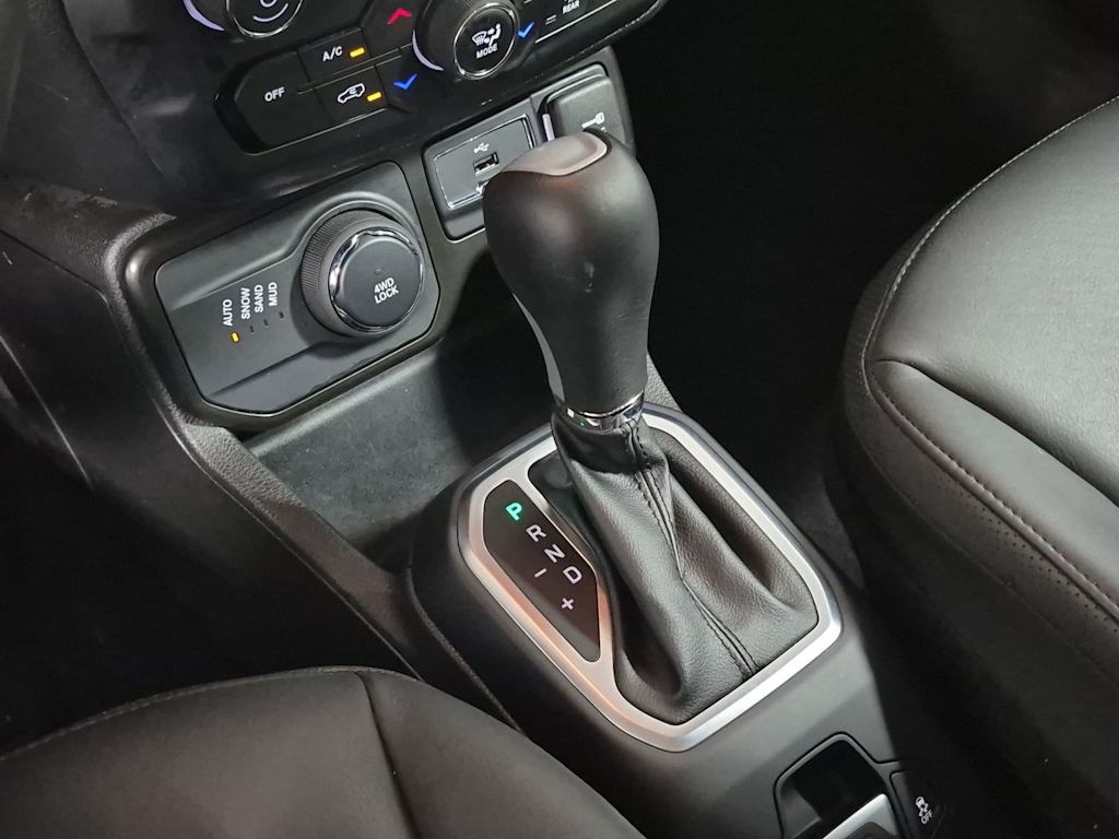 Thumbnail: 2023 Jeep Renegade - 35
