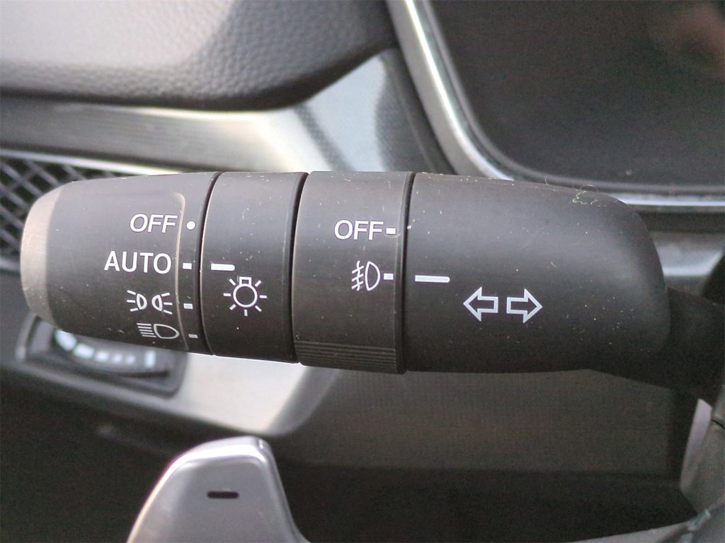 Thumbnail: 2023 Acura Integra - 33