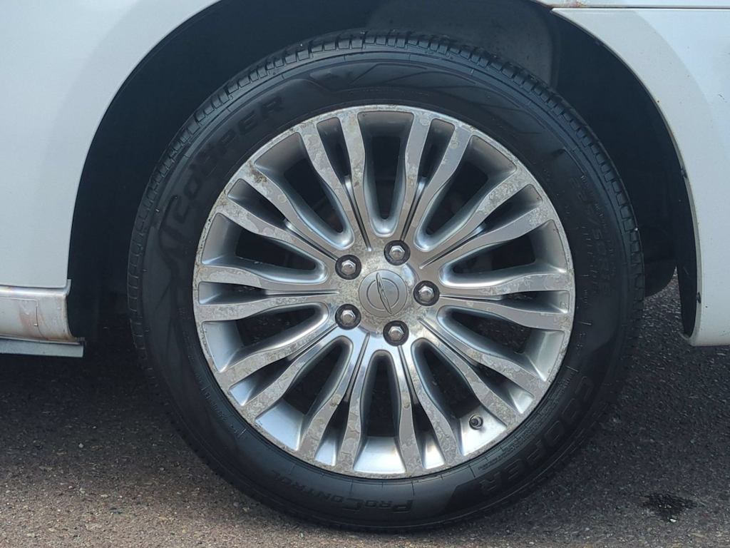 Thumbnail: 2012 Chrysler 200 - 8