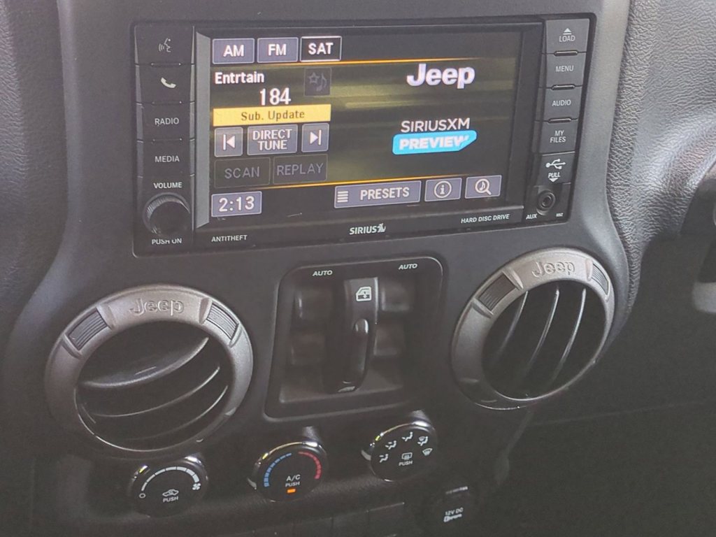 Thumbnail: 2018 Jeep Wrangler - 14