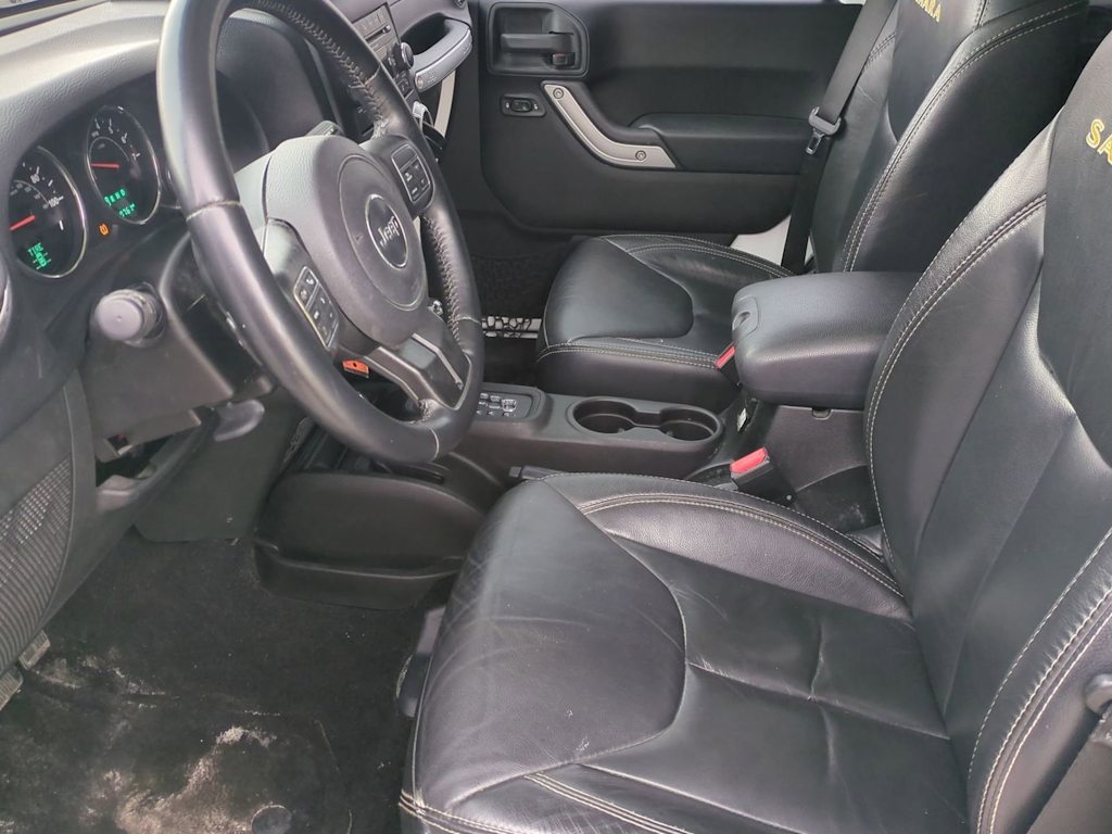 Thumbnail: 2015 Jeep Wrangler - 9