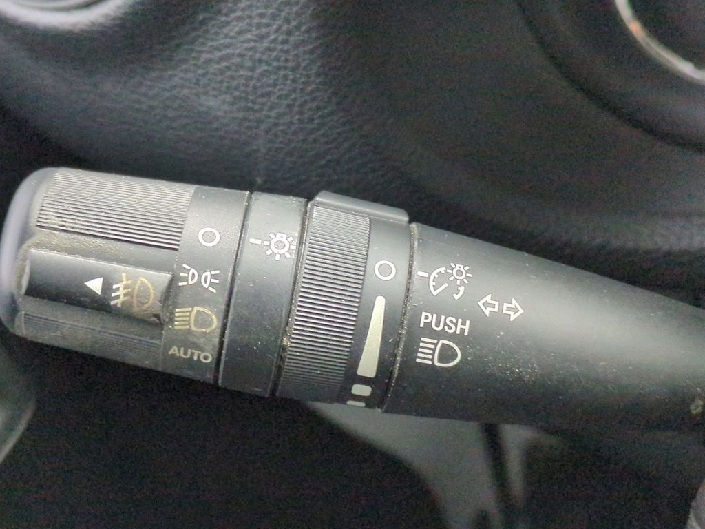 Thumbnail: 2015 Jeep Wrangler - 31