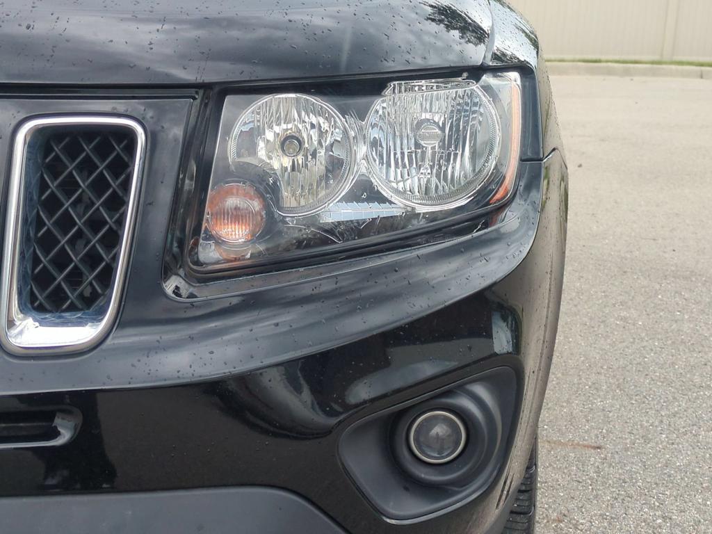 Thumbnail: 2016 Jeep Compass - 23