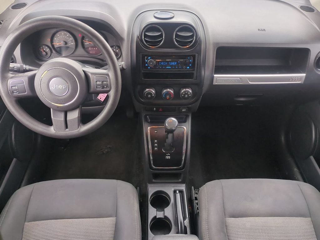 Thumbnail: 2016 Jeep Compass - 9