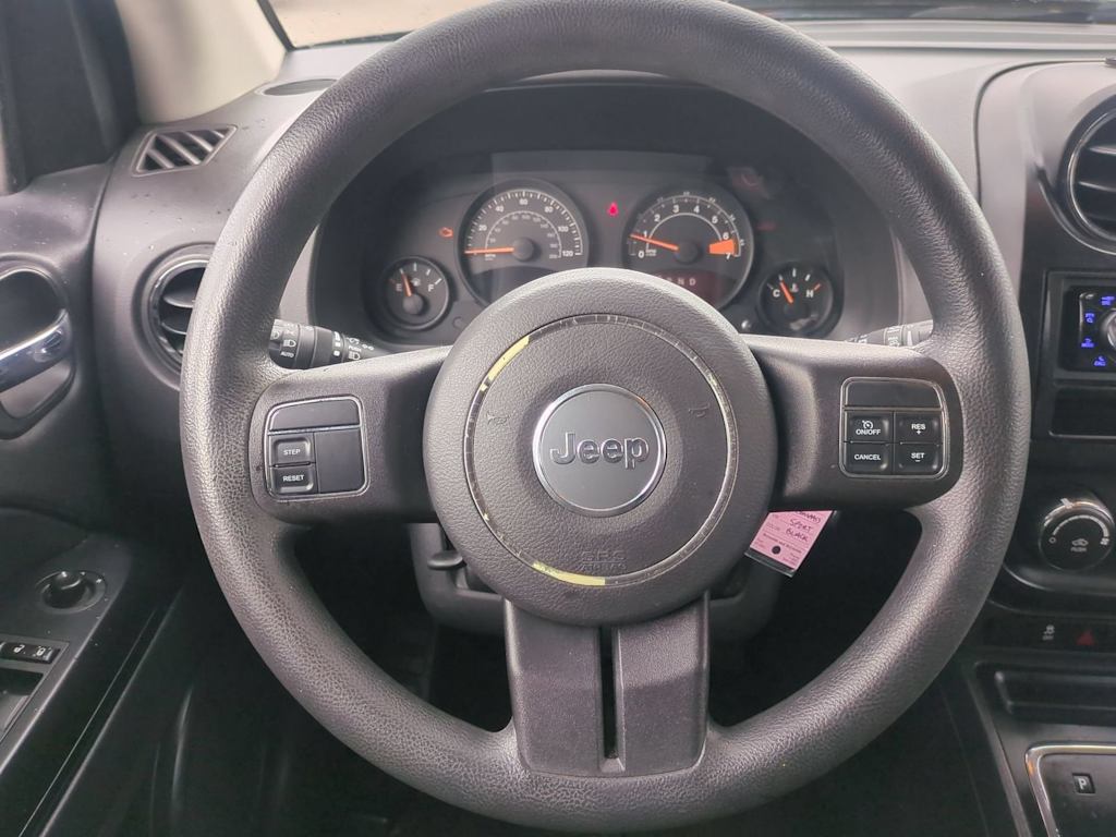Thumbnail: 2016 Jeep Compass - 13