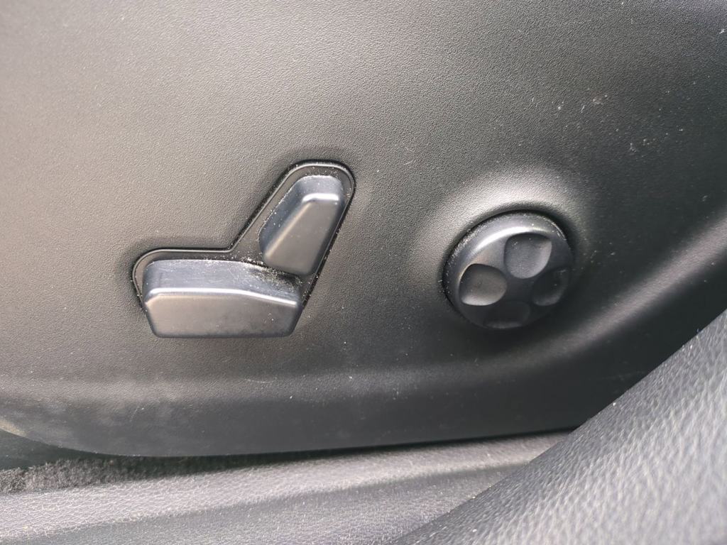 Thumbnail: 2018 Jeep Cherokee - 26