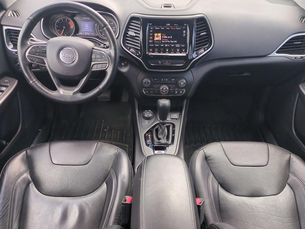 Thumbnail: 2019 Jeep Cherokee - 9
