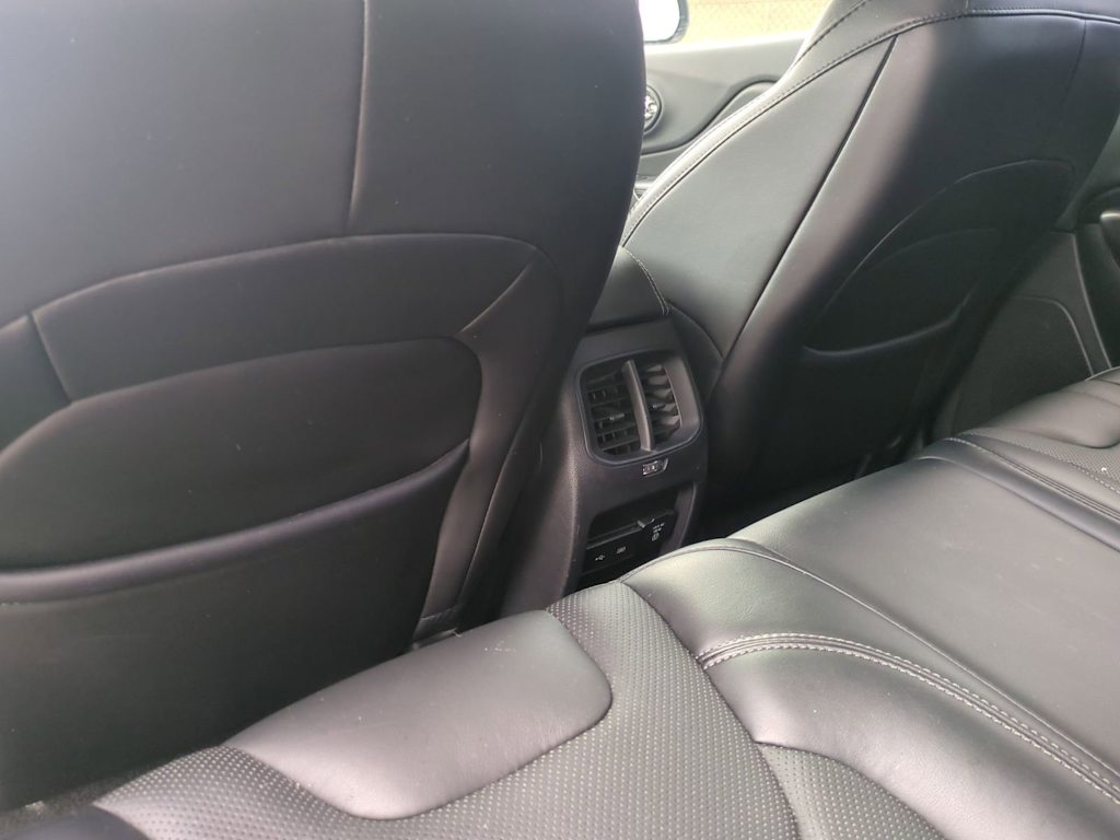 Thumbnail: 2019 Jeep Cherokee - 26