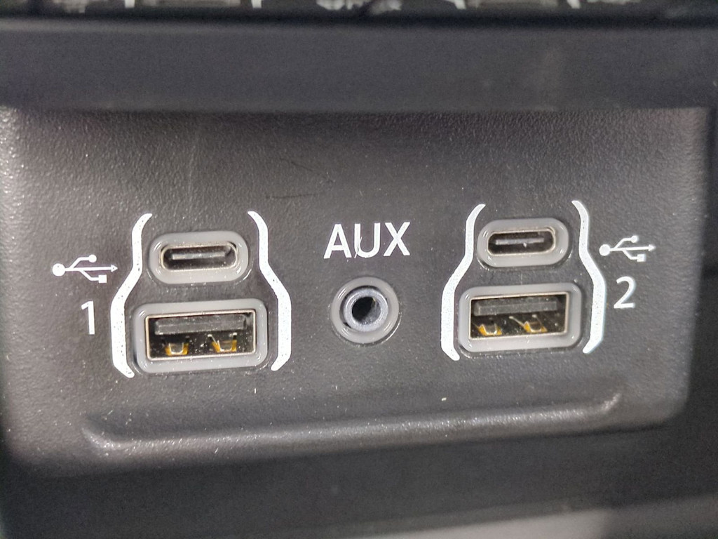 Thumbnail: 2023 Dodge Durango - 37