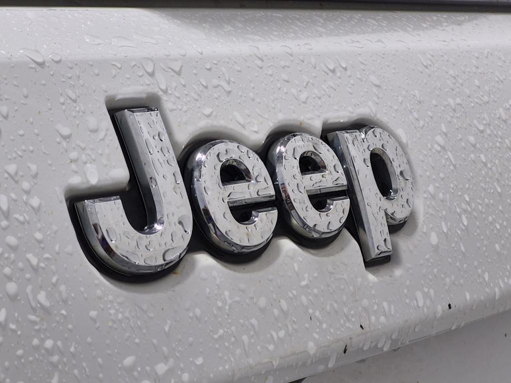 Thumbnail: 2018 Jeep Grand Cherokee - 7