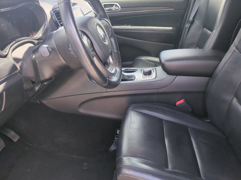 Thumbnail: 2020 Jeep Grand Cherokee - 10