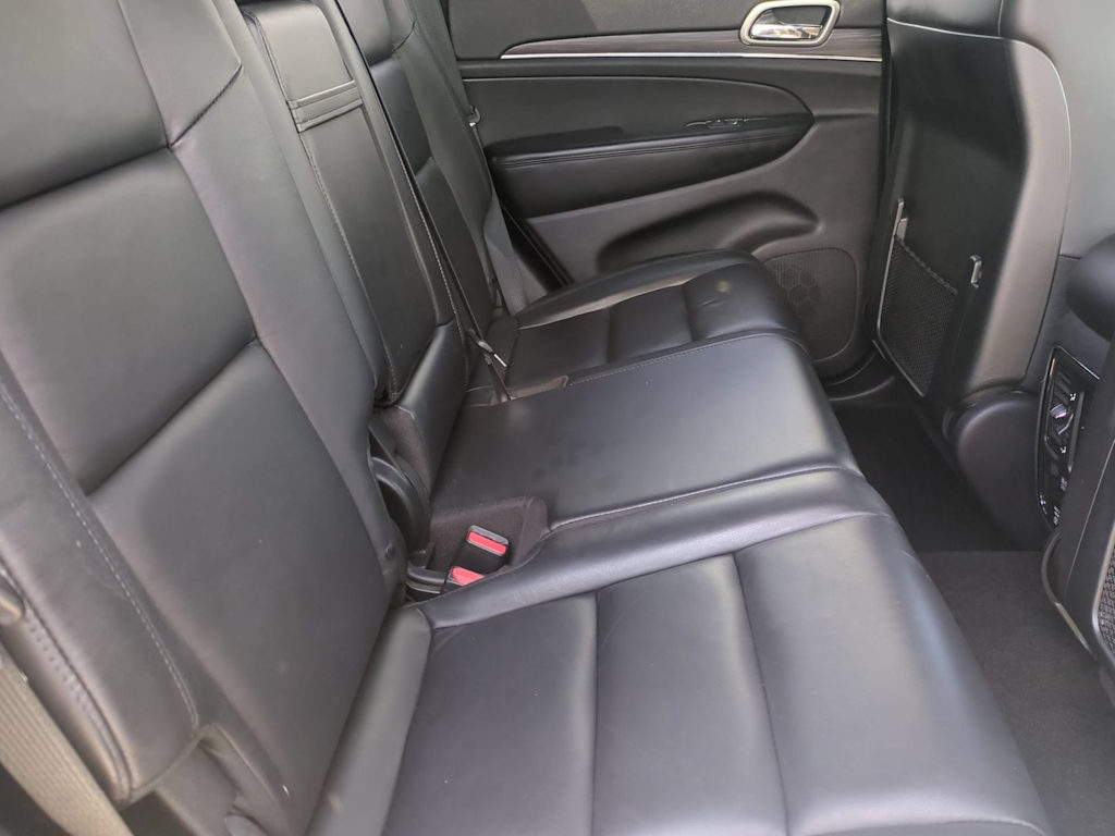 Thumbnail: 2020 Jeep Grand Cherokee - 28