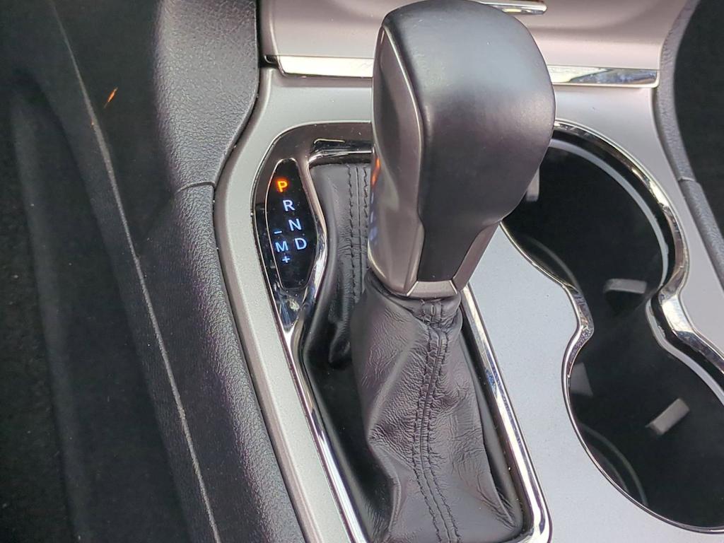 Thumbnail: 2020 Jeep Grand Cherokee - 15