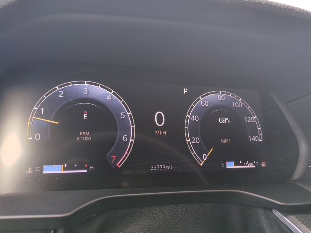 Thumbnail: 2024 Jeep Grand Cherokee - 32