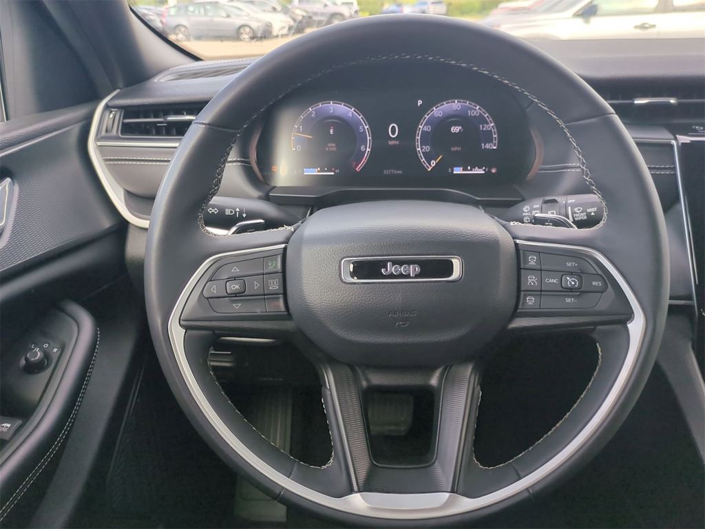 Thumbnail: 2024 Jeep Grand Cherokee - 13