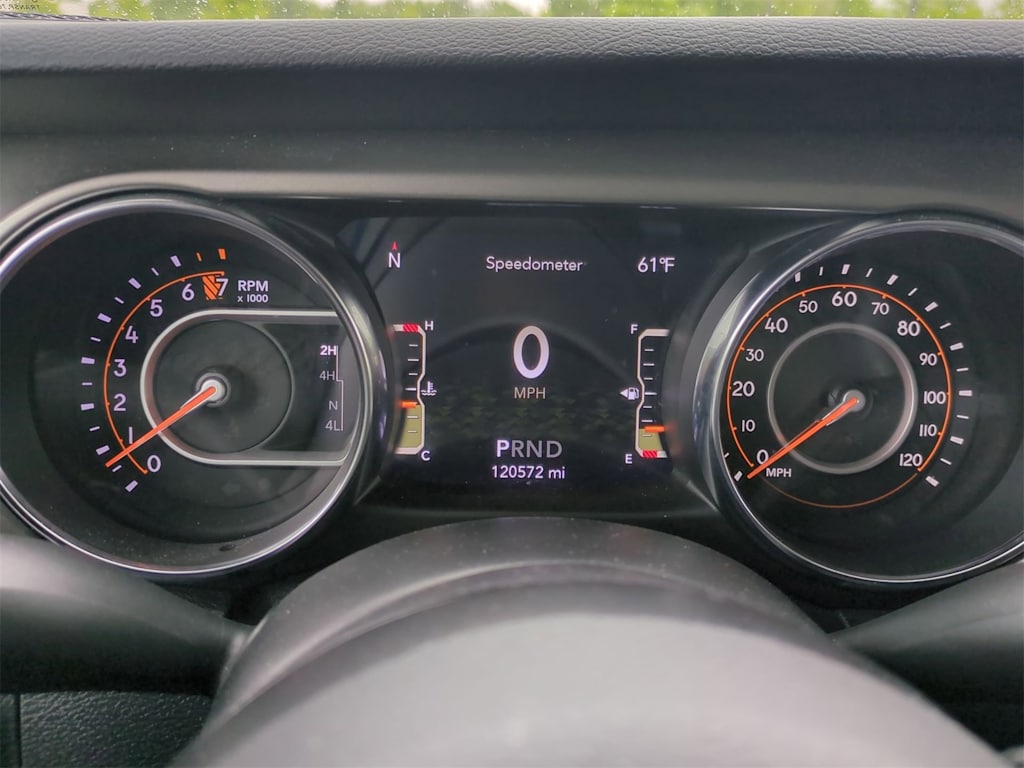 Thumbnail: 2021 Jeep Gladiator - 15
