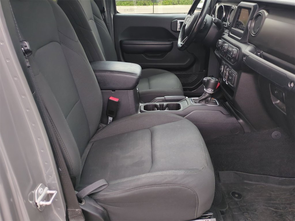 Thumbnail: 2021 Jeep Gladiator - 10