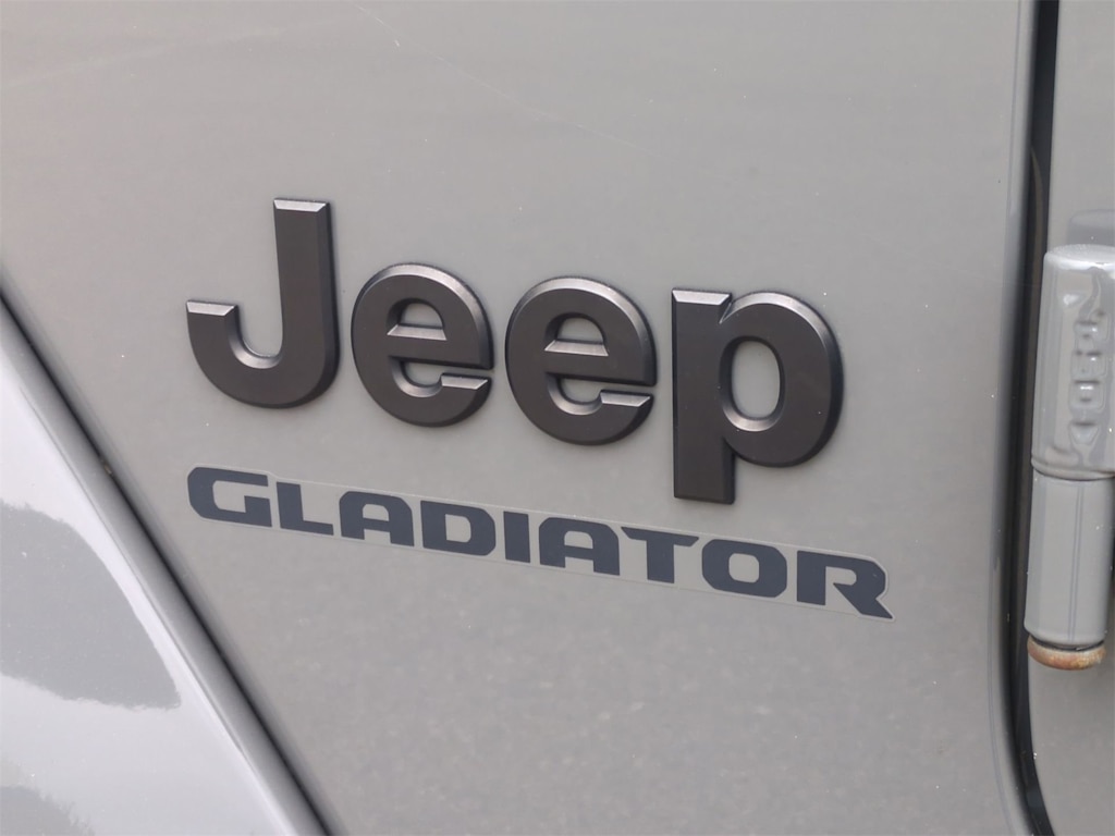 Thumbnail: 2021 Jeep Gladiator - 25