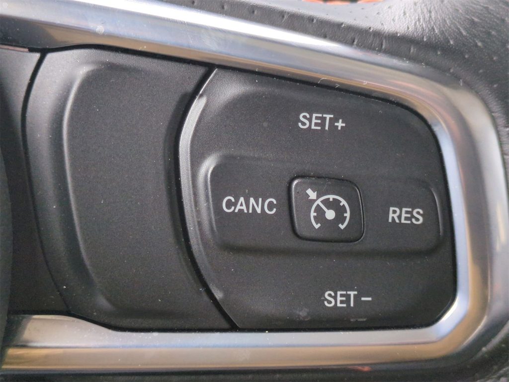 2020 Jeep Gladiator Mojave 30