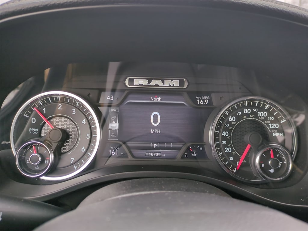 2025 RAM 1500 Laramie 14