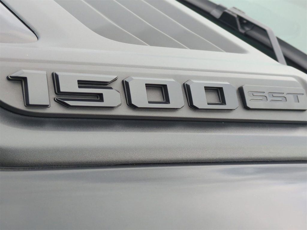 2025 RAM 1500 Laramie 24