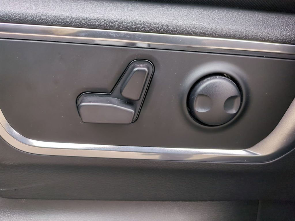 2025 RAM 1500 Laramie 25