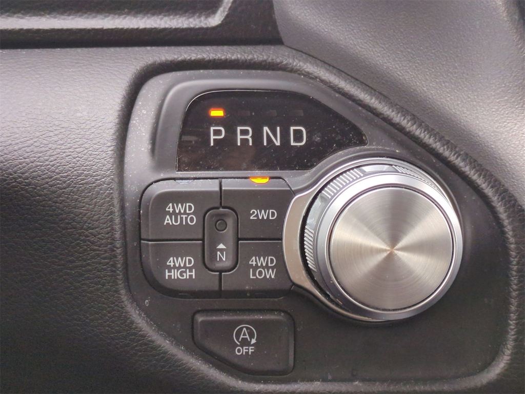 2025 RAM 1500 Laramie 35