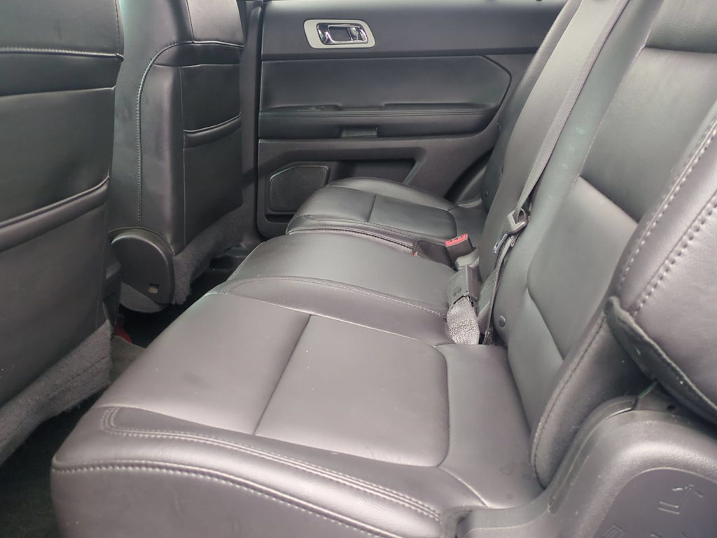 Thumbnail: 2015 Ford Explorer - 12