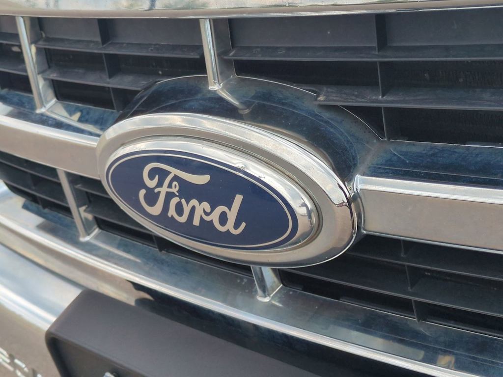 Thumbnail: 2012 Ford Escape - 7
