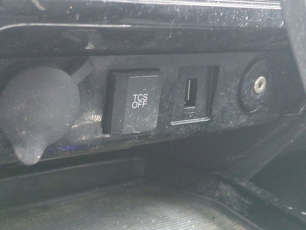 Thumbnail: 2012 Ford Escape - 35
