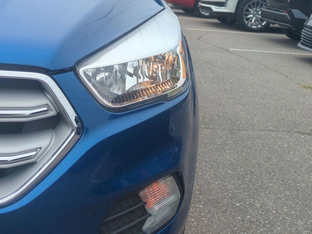 Thumbnail: 2019 Ford Escape - 23
