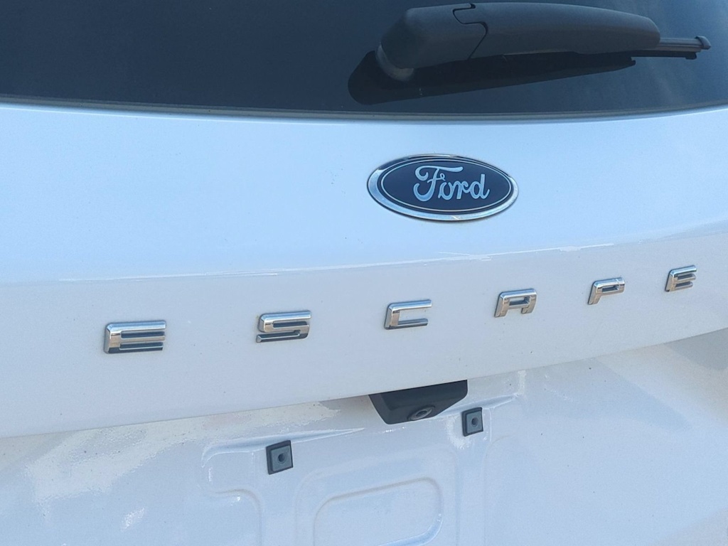 Thumbnail: 2022 Ford Escape - 25