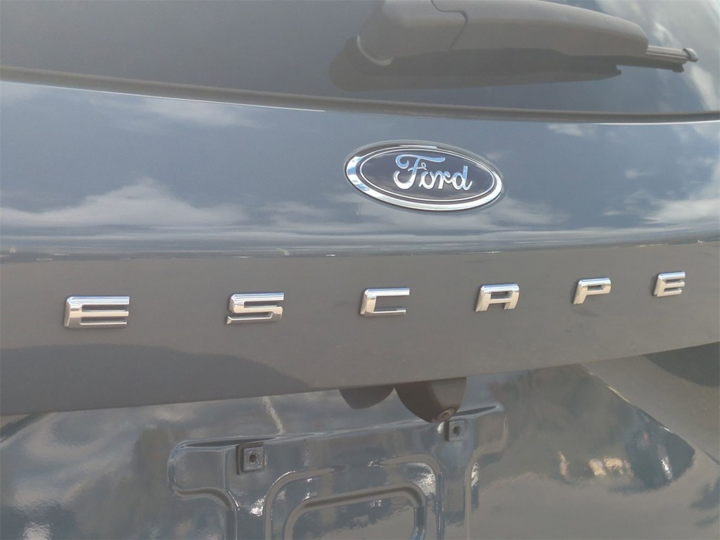 Thumbnail: 2024 Ford Escape - 15