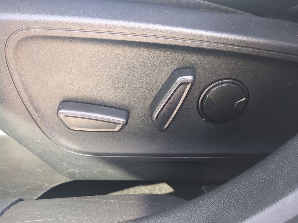 Thumbnail: 2024 Ford Escape - 24