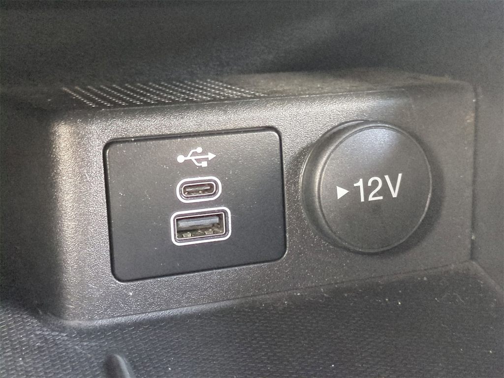 Thumbnail: 2024 Ford Escape - 32