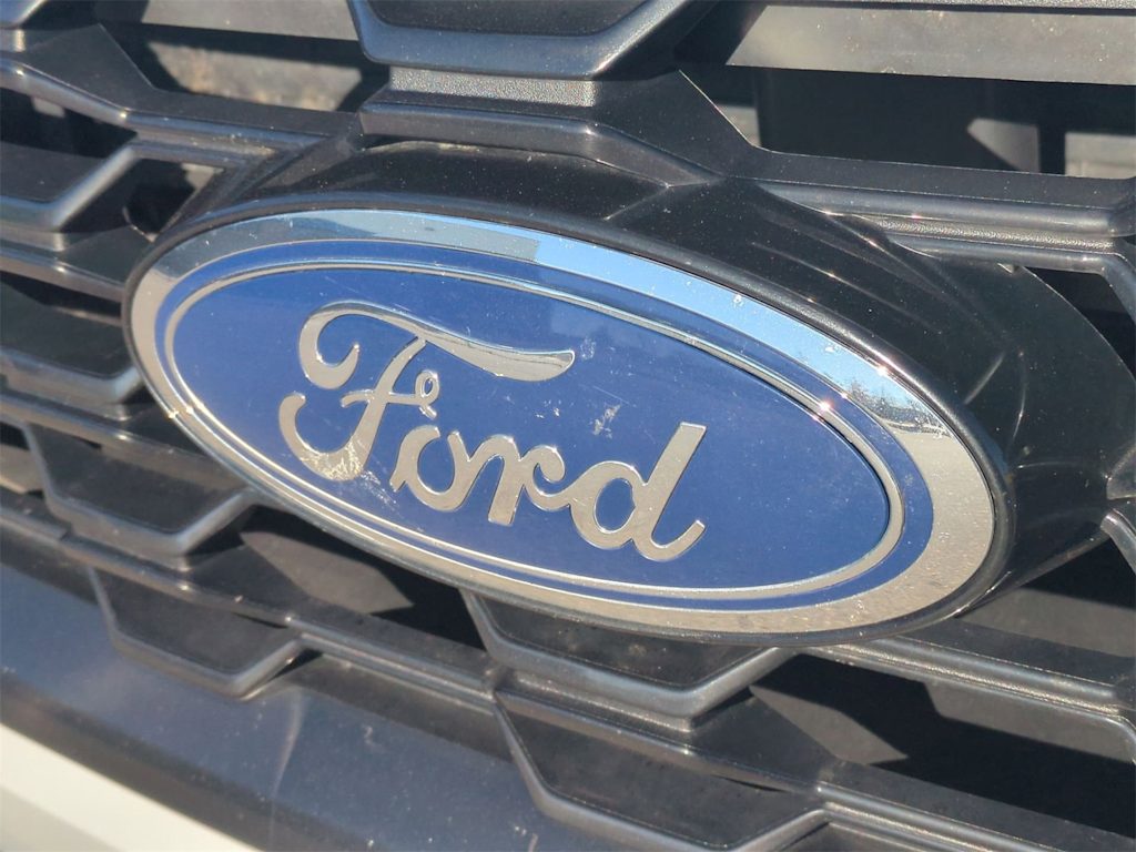 Thumbnail: 2025 Ford Escape - 7