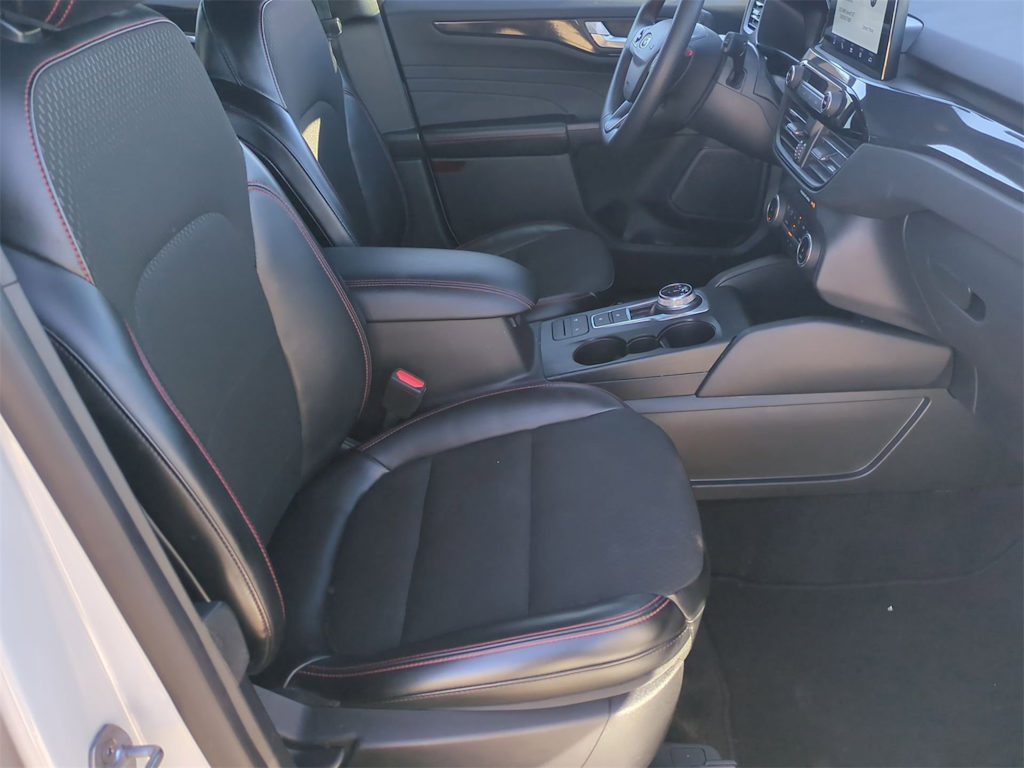 Thumbnail: 2025 Ford Escape - 11