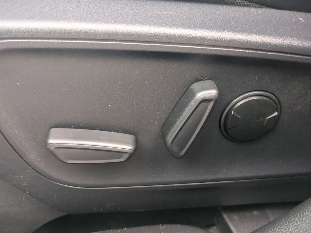 Thumbnail: 2025 Ford Escape - 26